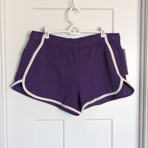 Lululemon NWT Scuba Mid Rise Oversized Shorts - College Purple sz XL